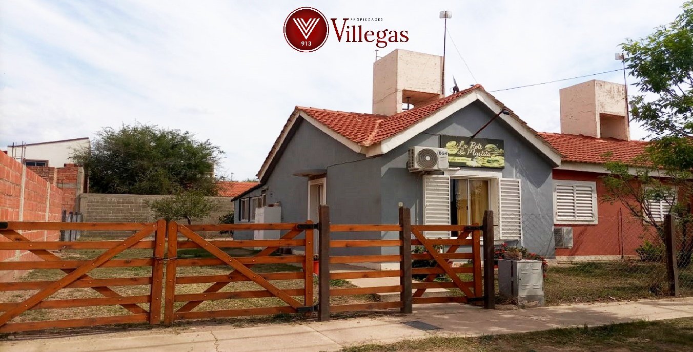 Casa de 3 Ambientes de 75 m2 VENTA BARRIO 272 Viviendas