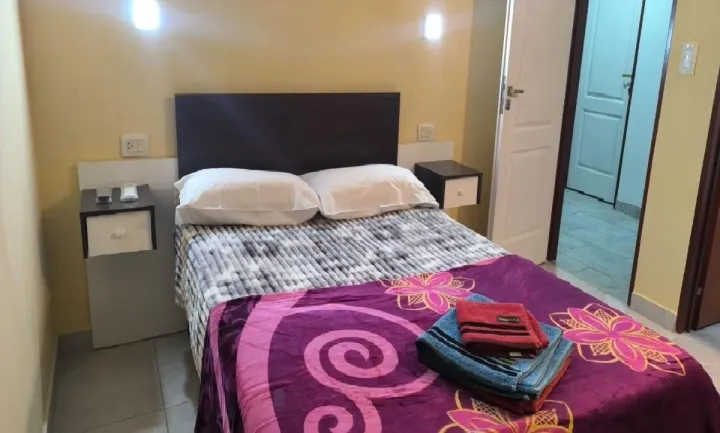 Habitacion Doble H6 (una cama doble) 15m2 ALQUILER TURISTICO centro de Merlo